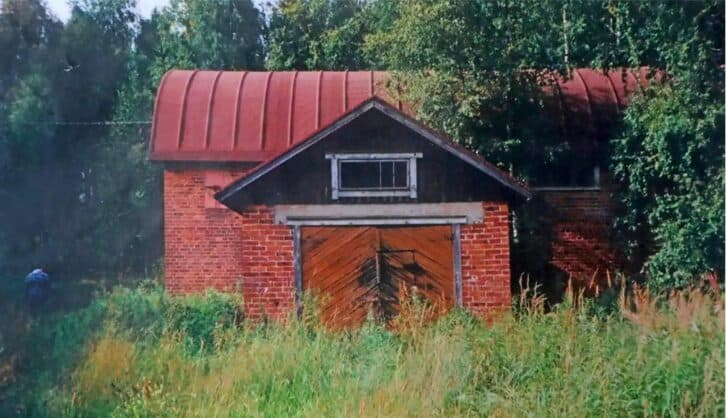 Жінка після 50-ти змінила свою життя та побудувала будинок мрії. Показуємо, що в нього в середині