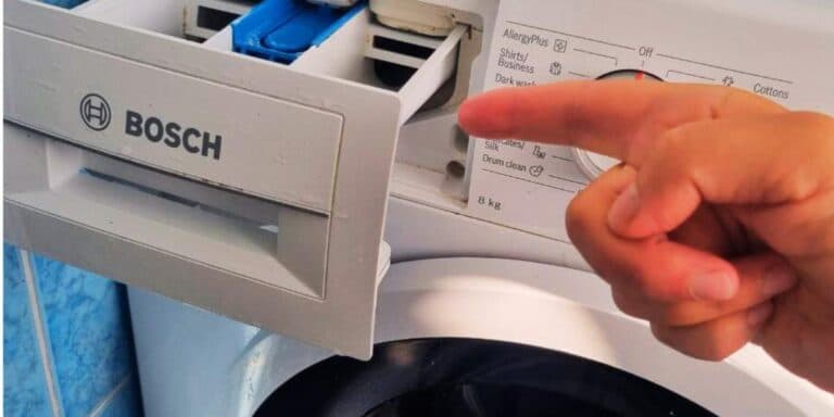 Навіщо в пральній машинці 3 відділення? Відповiдь здивує багатьох господинь