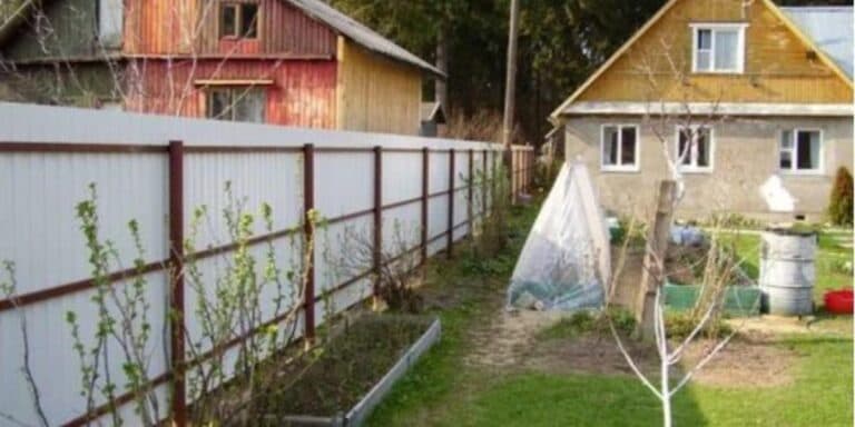 Як сусід хотів отримати з нас грoші за паркан, а що отримав насправді