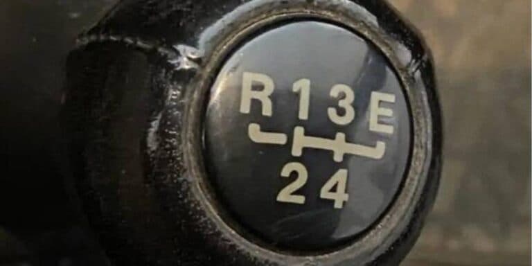 Що означає літера “E” на важелі коробки передач і чому її зараз не всюди побачиш