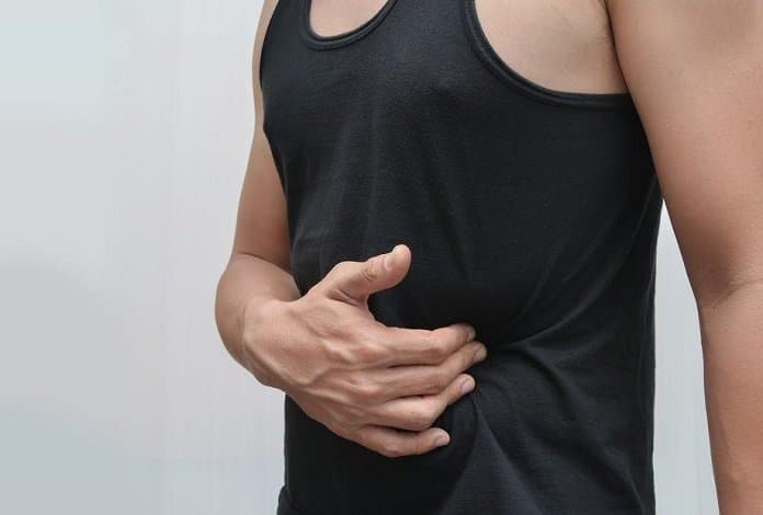 Болі в боці під час навантаження: що вони можуть означати