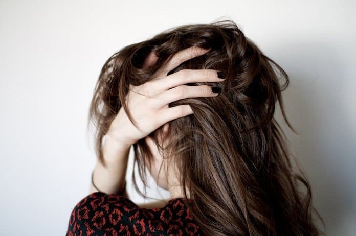 Болить голова через зміни погоди? 5 способів полегшити біль