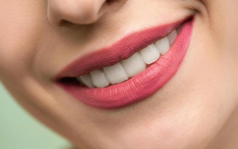 Що робити, якщо раптово розболівся зуб?