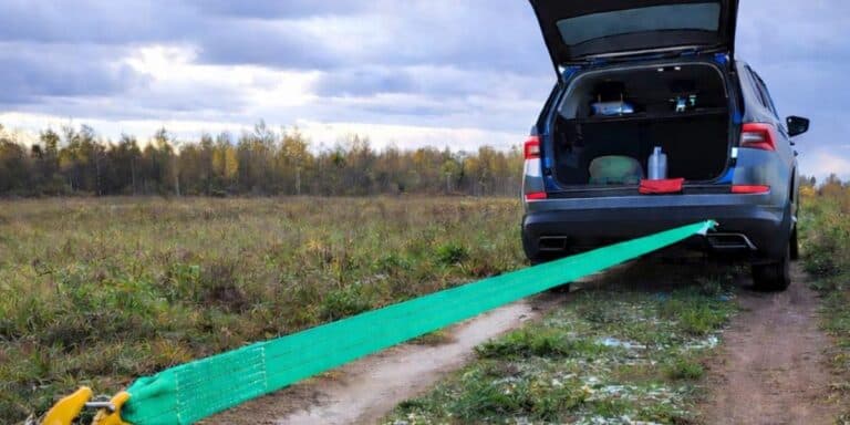 Чи можна буксирувати авто з АКПП і чи можна самому брати когось на буксир тросом. Ділюся своїм досвідом