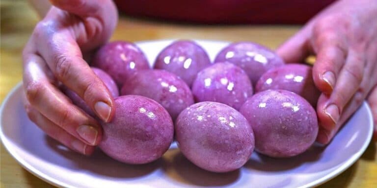 Беру буряк і роблю оригінальні крашанки. Ділюся покроковою інструкцією