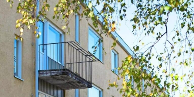 Жінка з Фінляндії показала свою квартиру площею 35 м² у старому будинку 1963 року будівництва