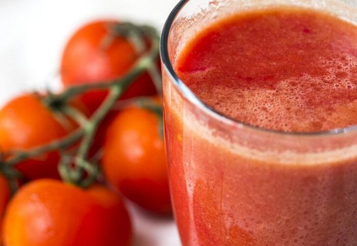 Дієтологи розповіли про небезпечні властивості томатного соку