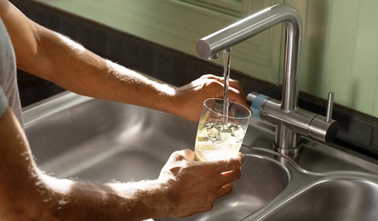 Як змінити склад води в домашніх умовах