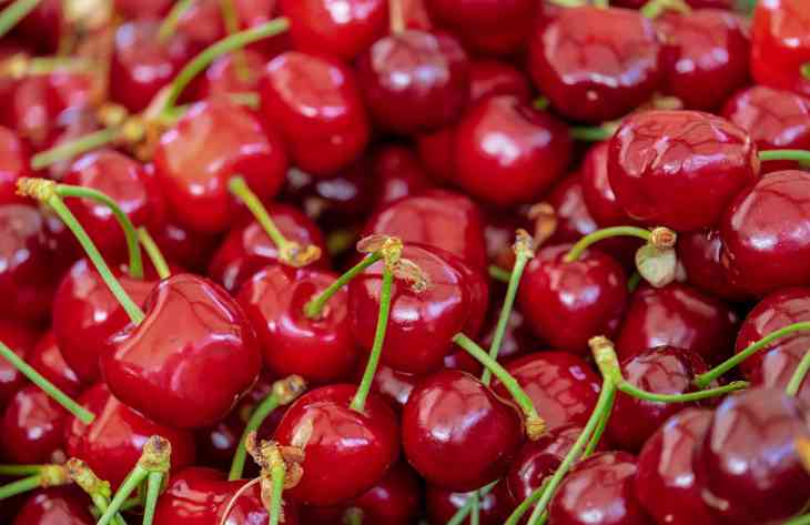 Медики назвали самые полезные летние ягоды