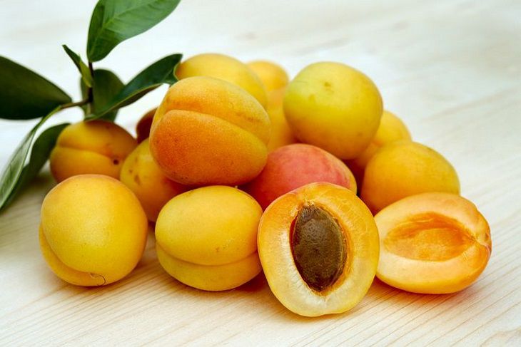 Назван самый полезный летний фрукт
